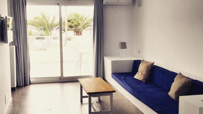 Neptuno Suites | Costa Teguise, Lanzarote, Canary Islands | Habitaciones - 2